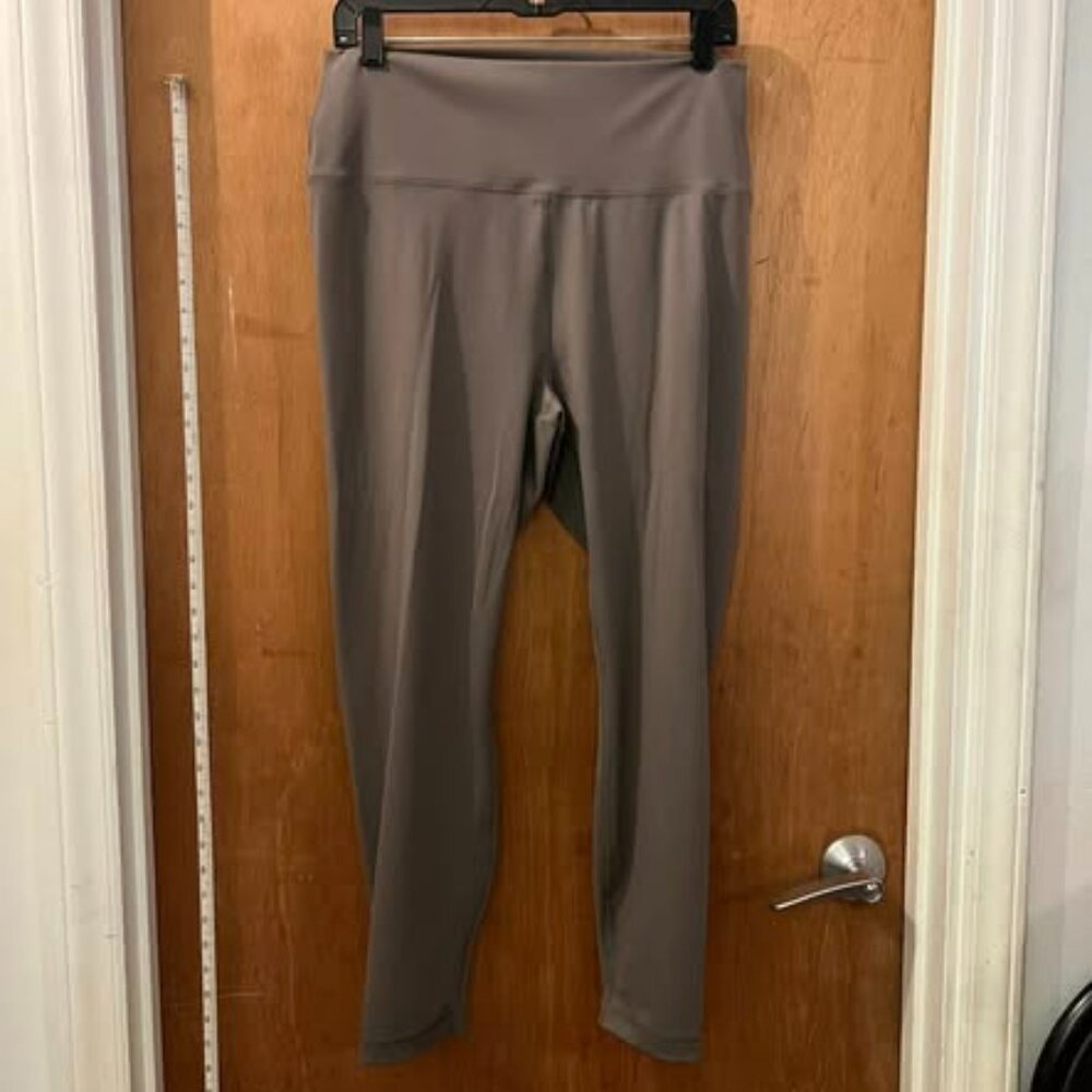 Size XXL - Yogalicious - Taupe Leggings
